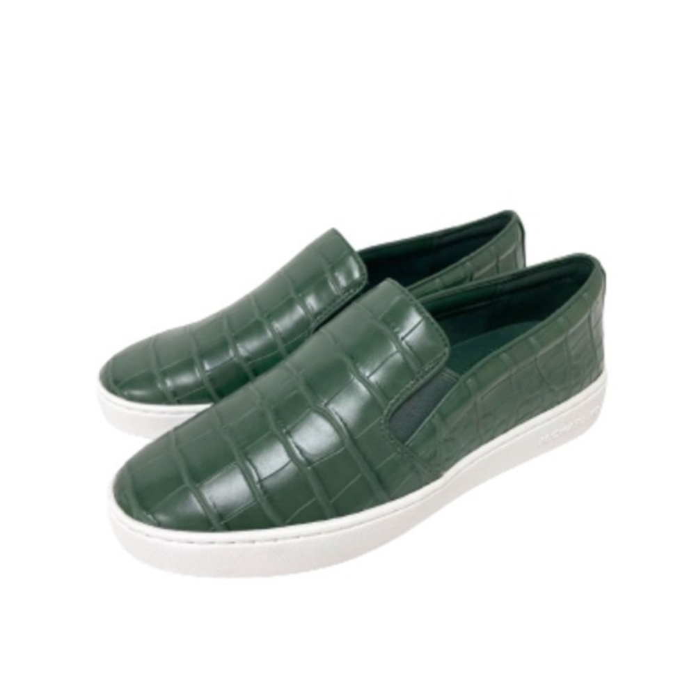 Michael Kors Keaton green crocodile faux leather slip on NIB size 6